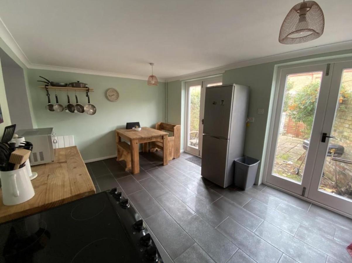 Charming Town Centre Character Cottage With Parking Stowmarket Zewnętrze zdjęcie
